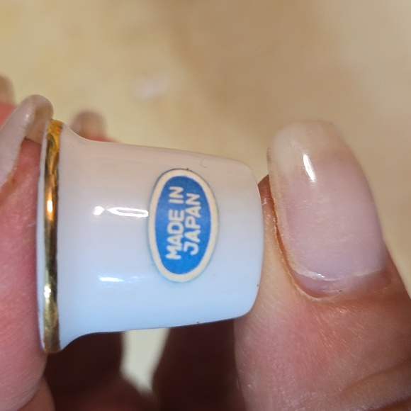 VTG Thimble & Beads - Picture 4 of 8